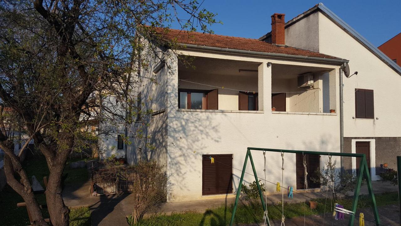 Apartman Zvjezda 比奥格勒·纳·莫鲁 外观 照片