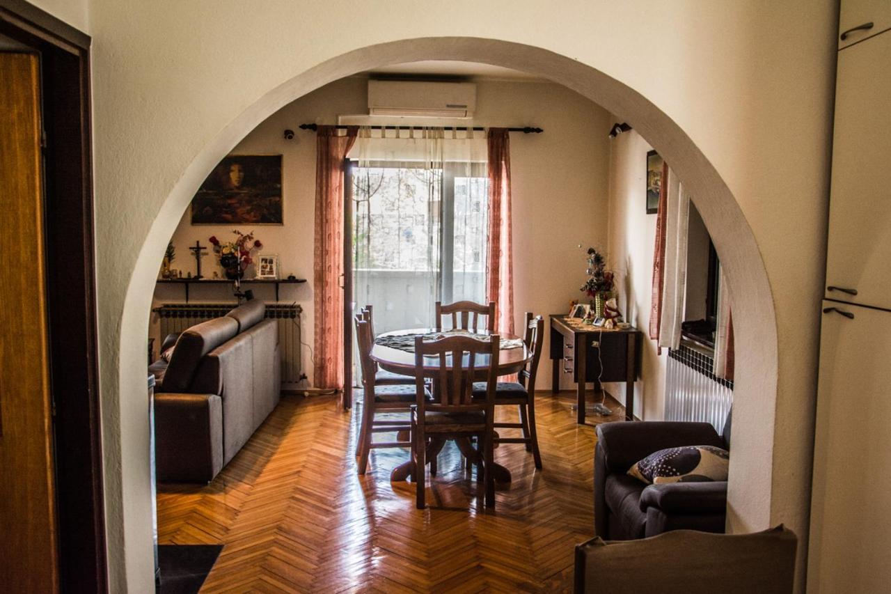 Apartman Zvjezda 比奥格勒·纳·莫鲁 外观 照片